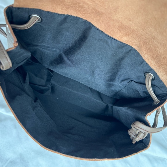 Small Leather Should or Crossbody Bag in Dark Taupe with Storage Bag - Picture 5 of 7